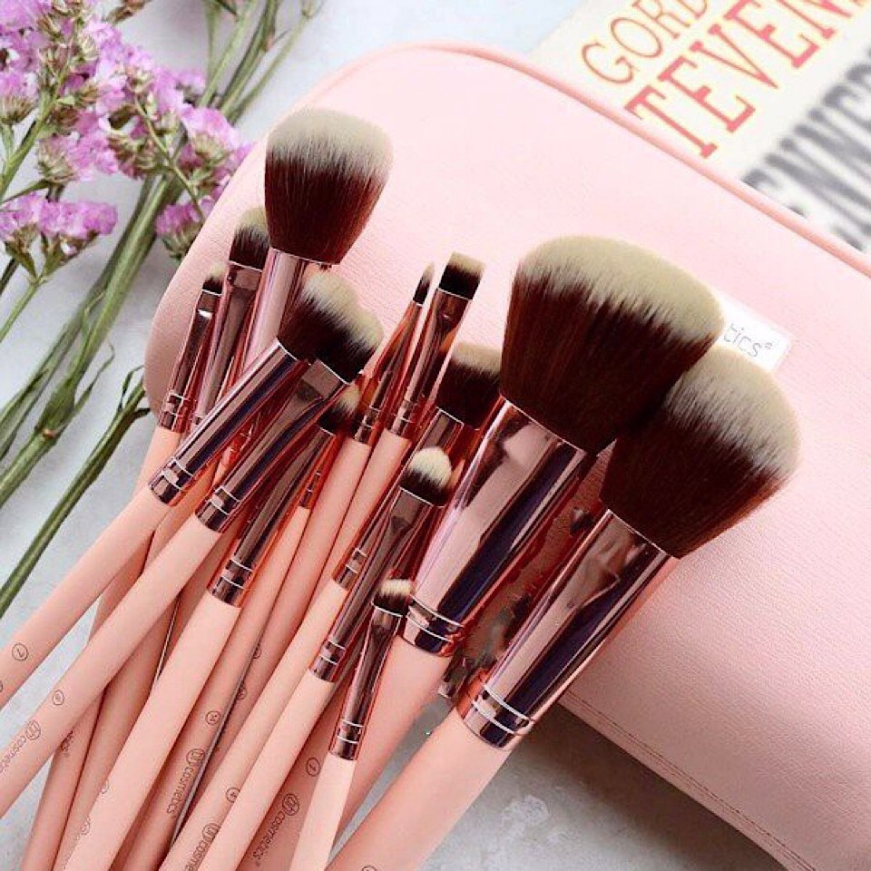 bộ cọ BH cosmetics BH chic piece brush set with cosmetics case